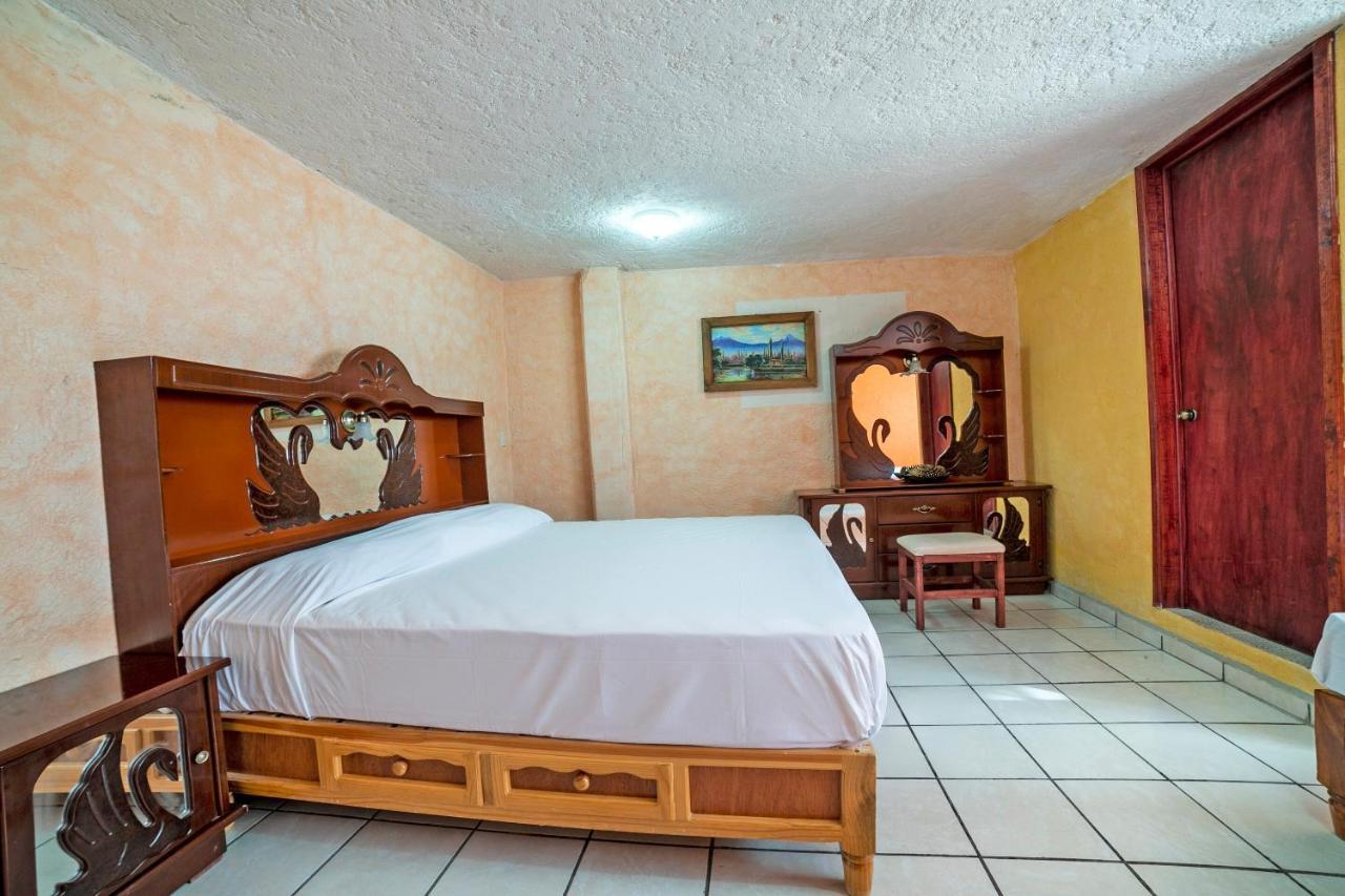 Hotel Fernando'S Tlalpujahua Экстерьер фото